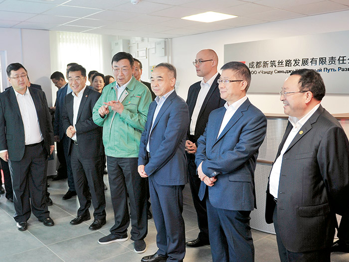  2018.8.29四川省委常委、成都市委书记范锐平视察安博（中国）股份“中白工业园”项目投产运营仪式